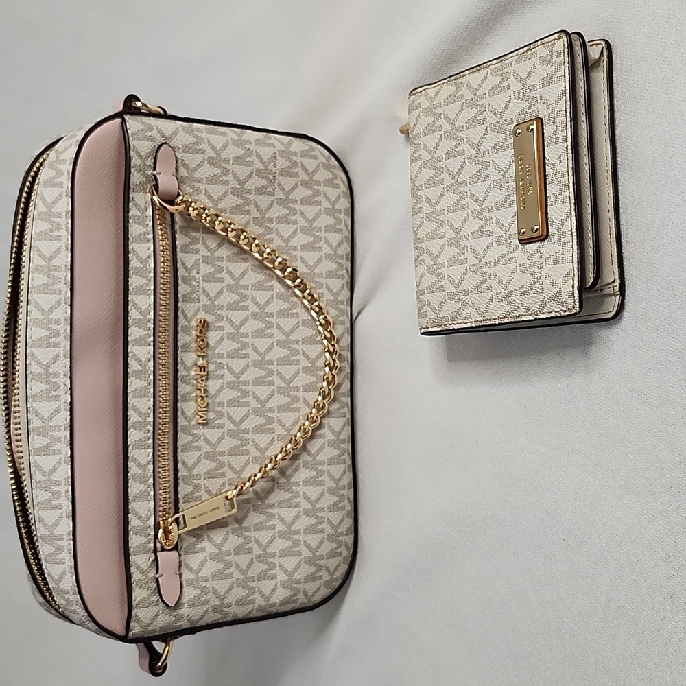 Michael Kors Jet Set Blush Zip Chain Crossbody W/ Coordinating Card Holder Set